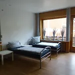 3 Monteurwohnung Messewohnung Bis Zu 6 Personen Daimlerstrasse 4 Eg
