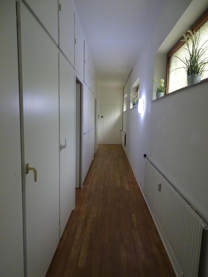 3 Monteurwohnung Messewohnung Bis Zu 6 Personen Daimlerstrasse 4 Eg Apartment